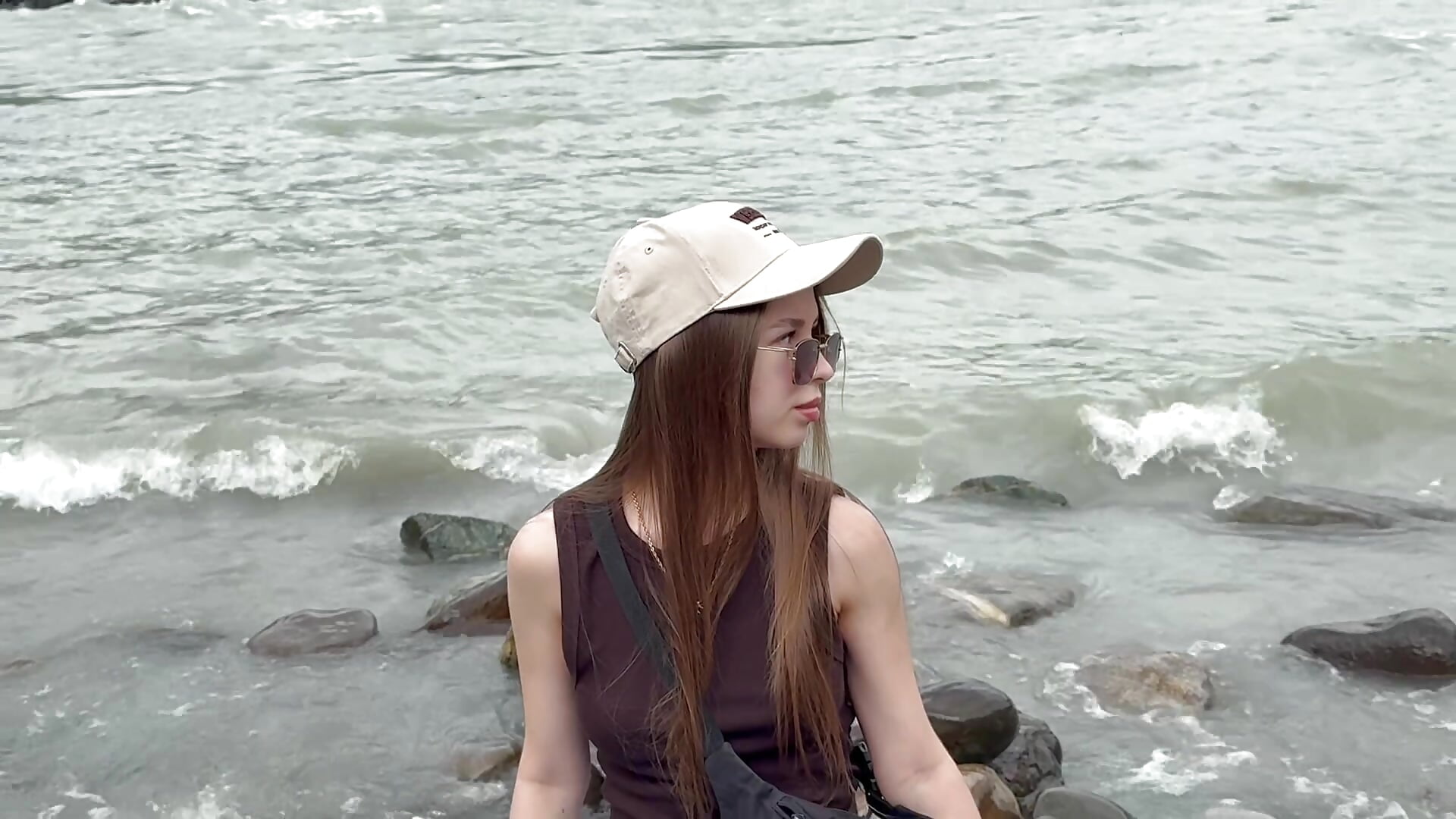 ⛰️ - video oleh model kamera Emma_dream_