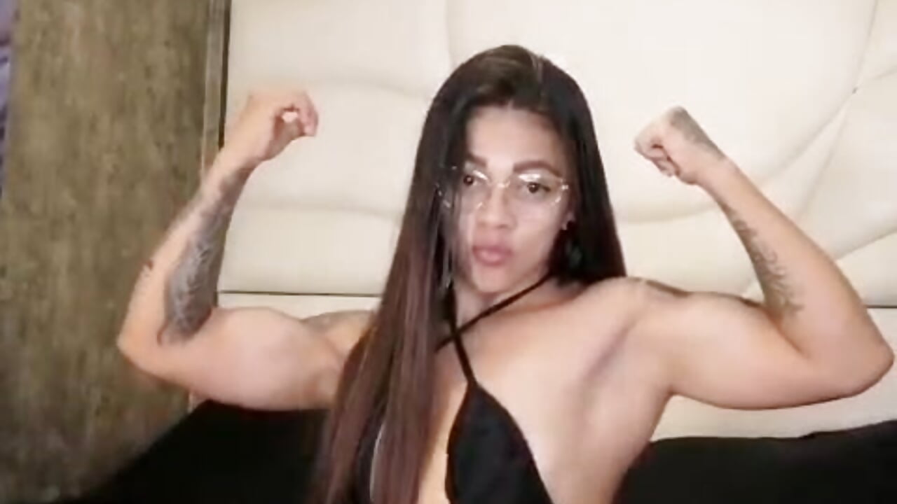 sensual lady elegance and fitness - video by Allison_Owenns cam model