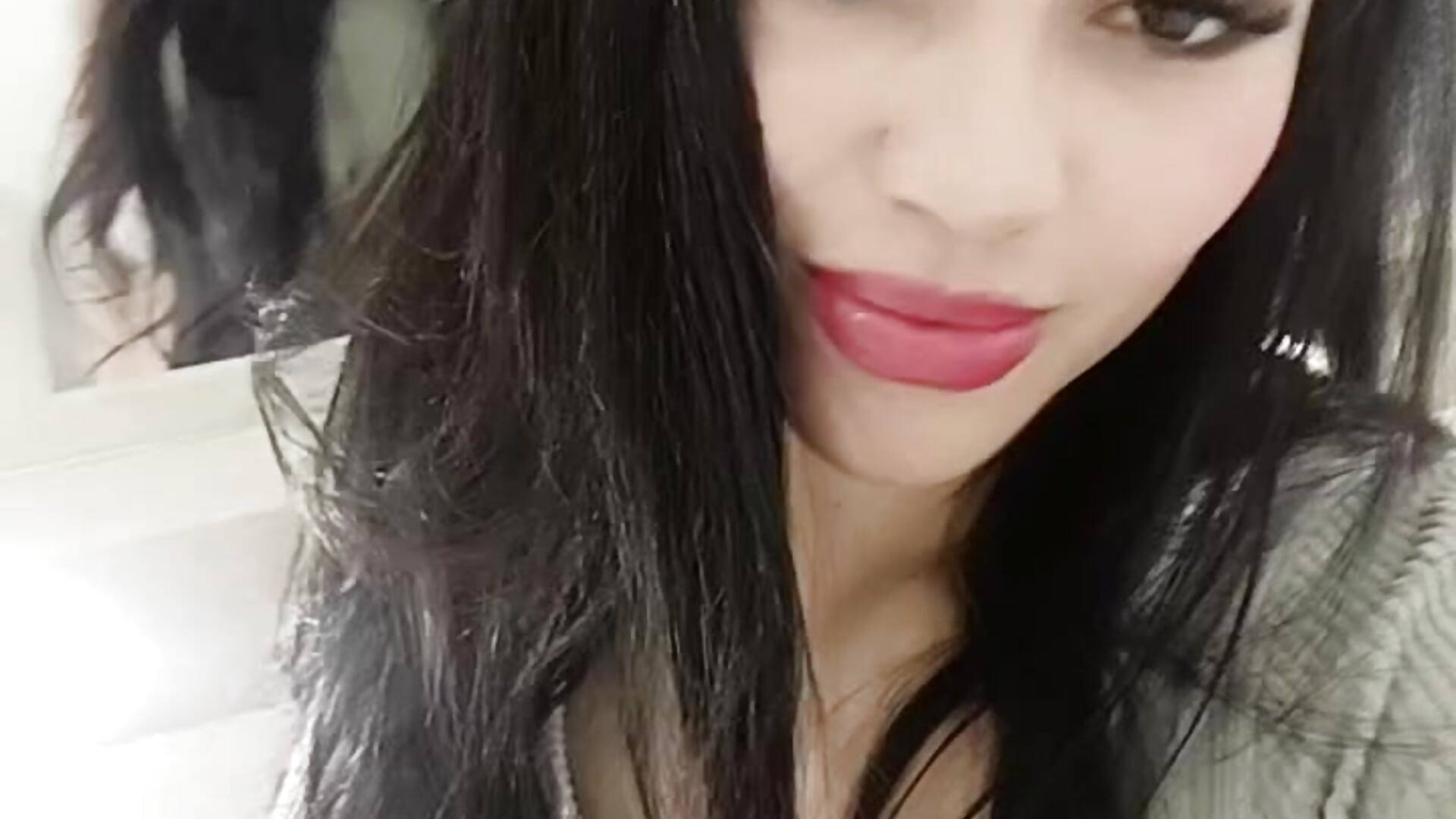 It's a pleasure guys 😘😘 - відео від вебкаммоделі BELLA_THORNERFG