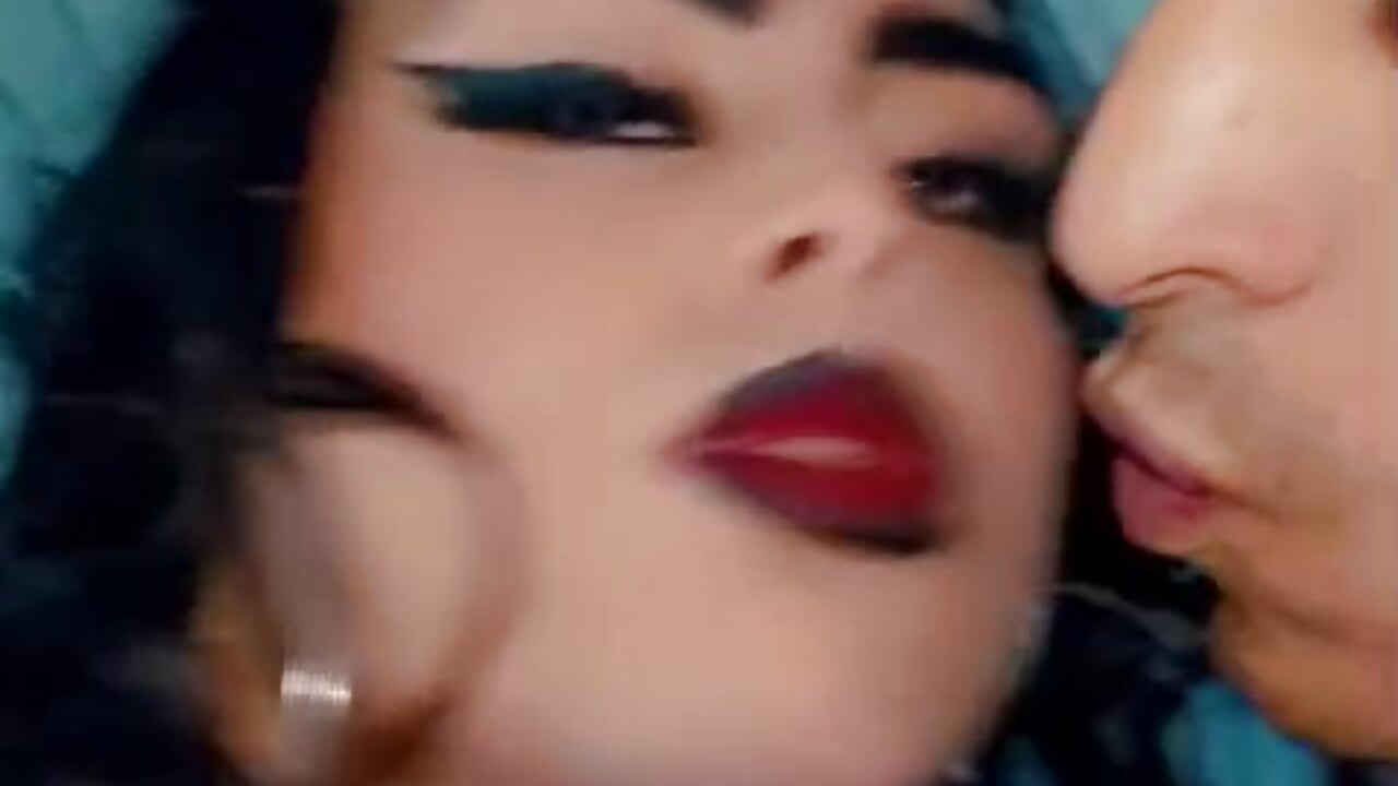 we are here to fulfill your wishes - فيديو من osirisandLilith موديل الكام