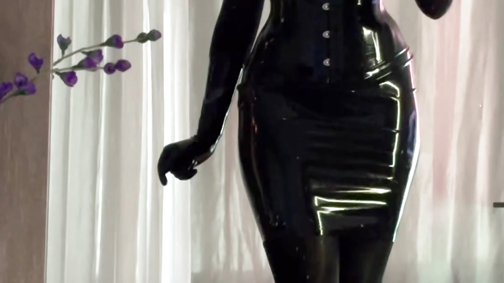 Latex and nylon - video by Liana_Fem_ cam model