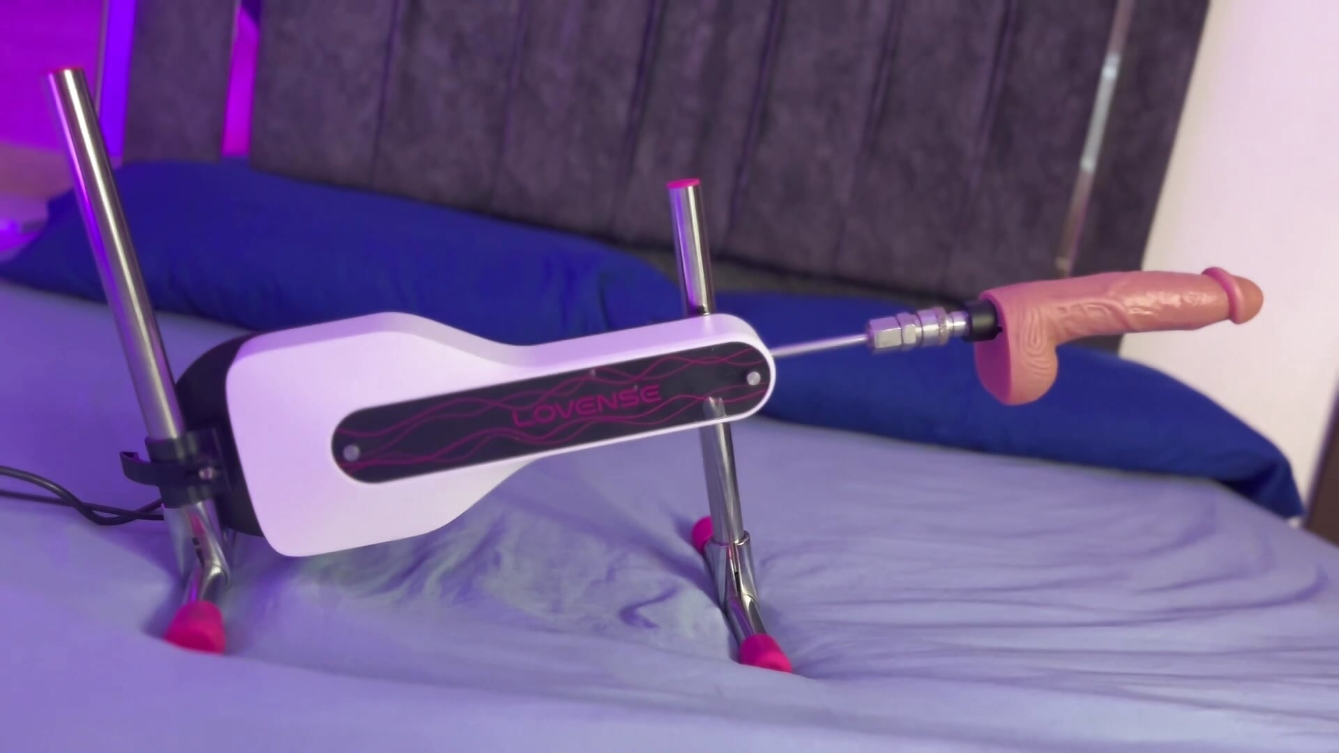 Presentation Of The Fuck Machine - Mariana_and_Ronny主播的视频