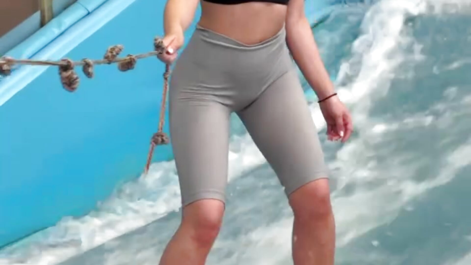 slight drop xd - video by MayaNextDoor cam model