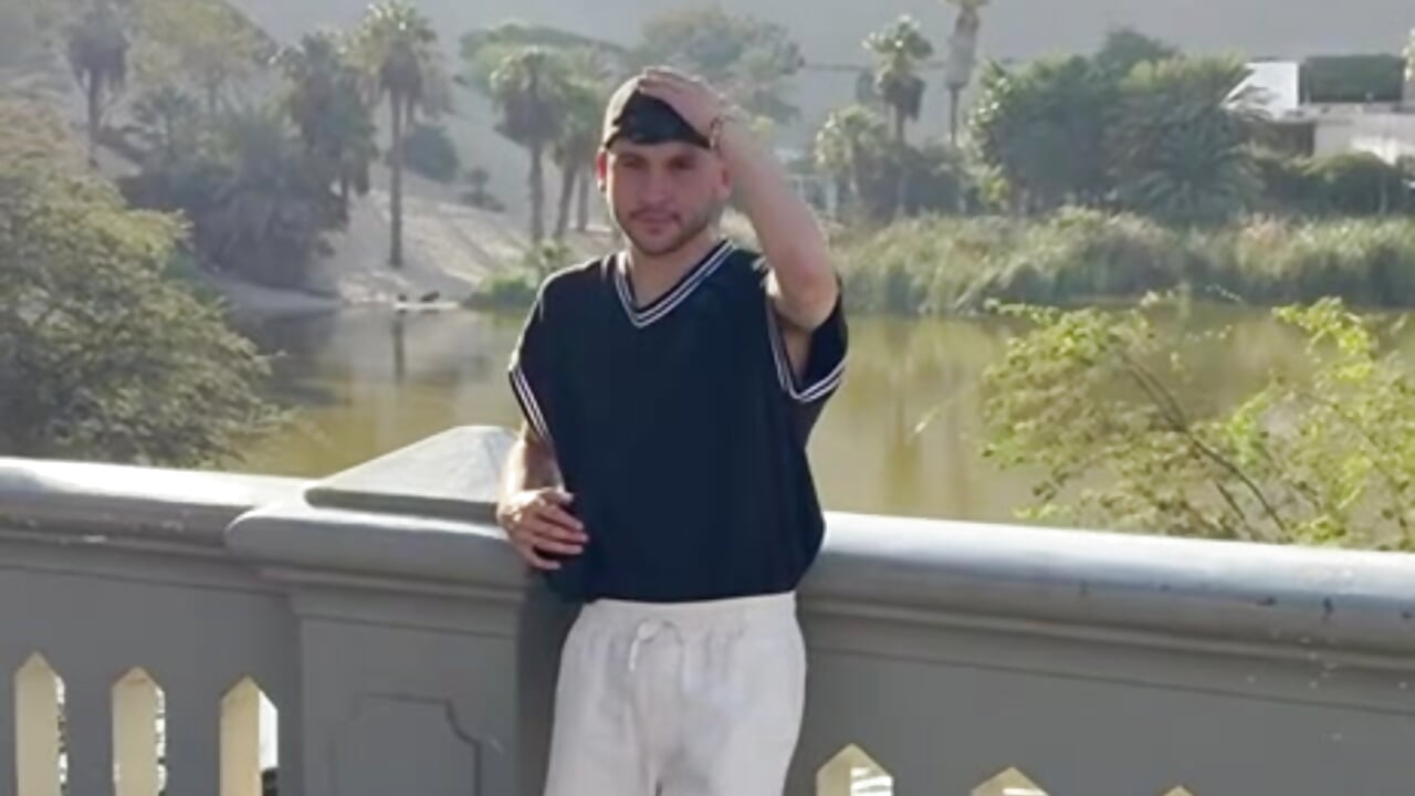 Trip time - vidéo du modèle de showcams Alan_Noir