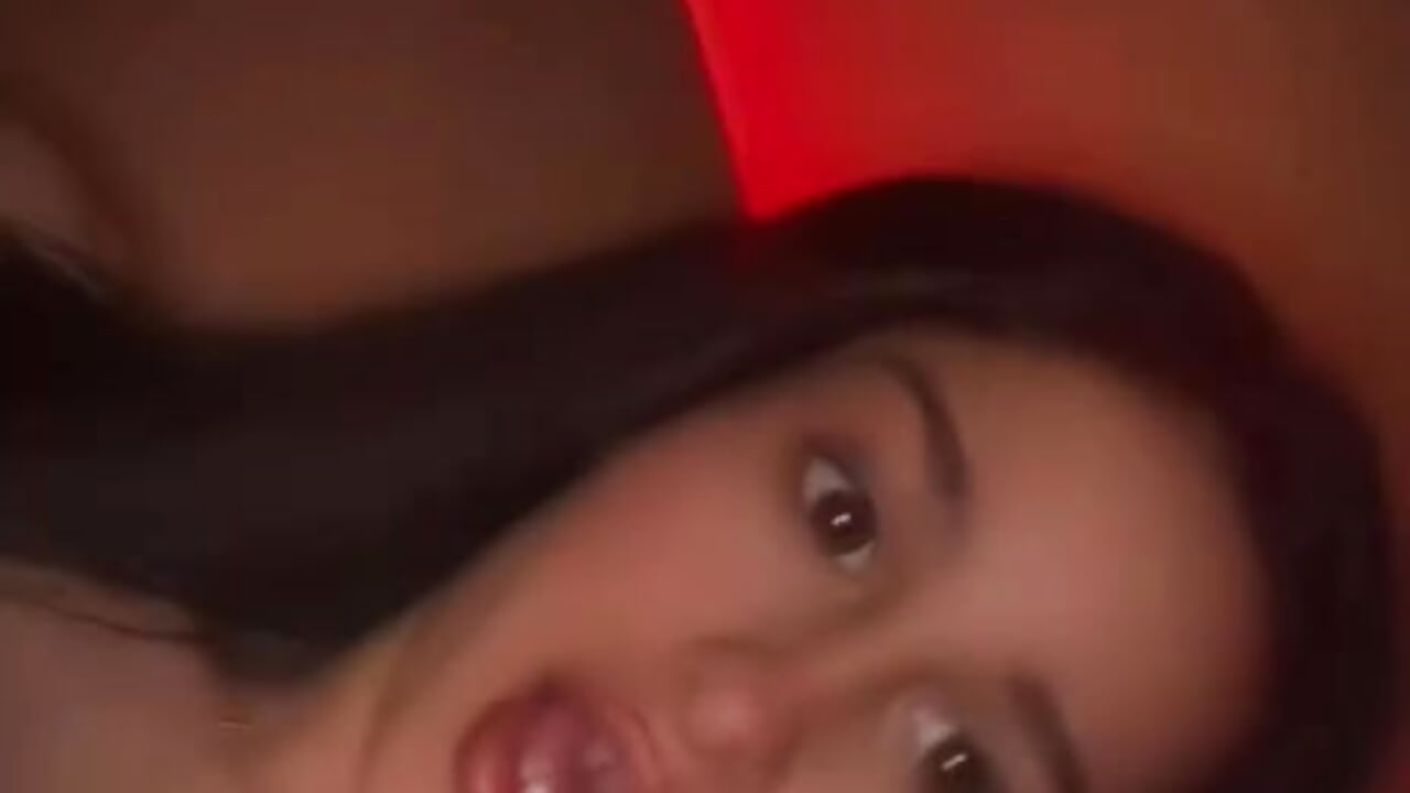 Kiss - video by IrisMiley cam model