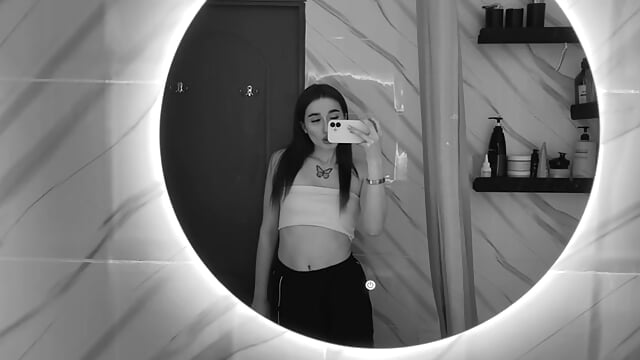 About me - clip cu Lady_Sunrise12 model videochat