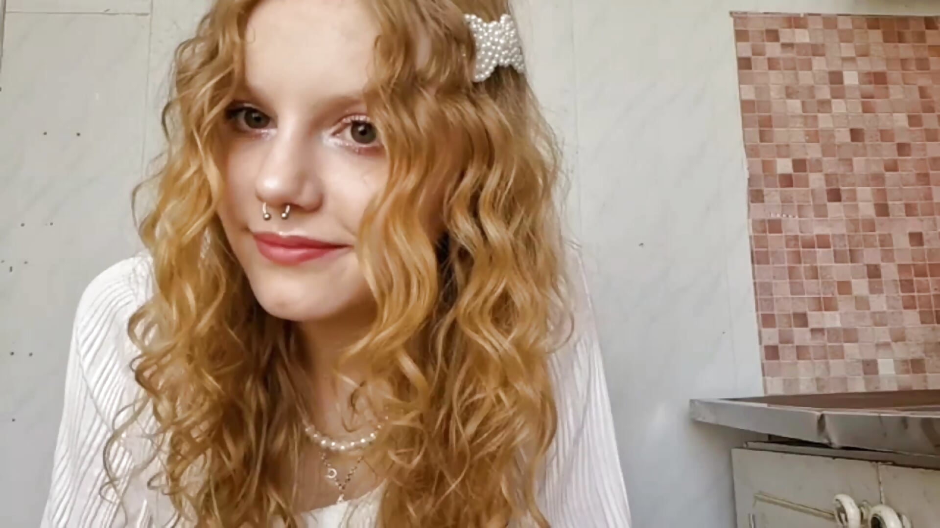 lovely today - vidéo du modèle de showcams Kira_Wonderfullina