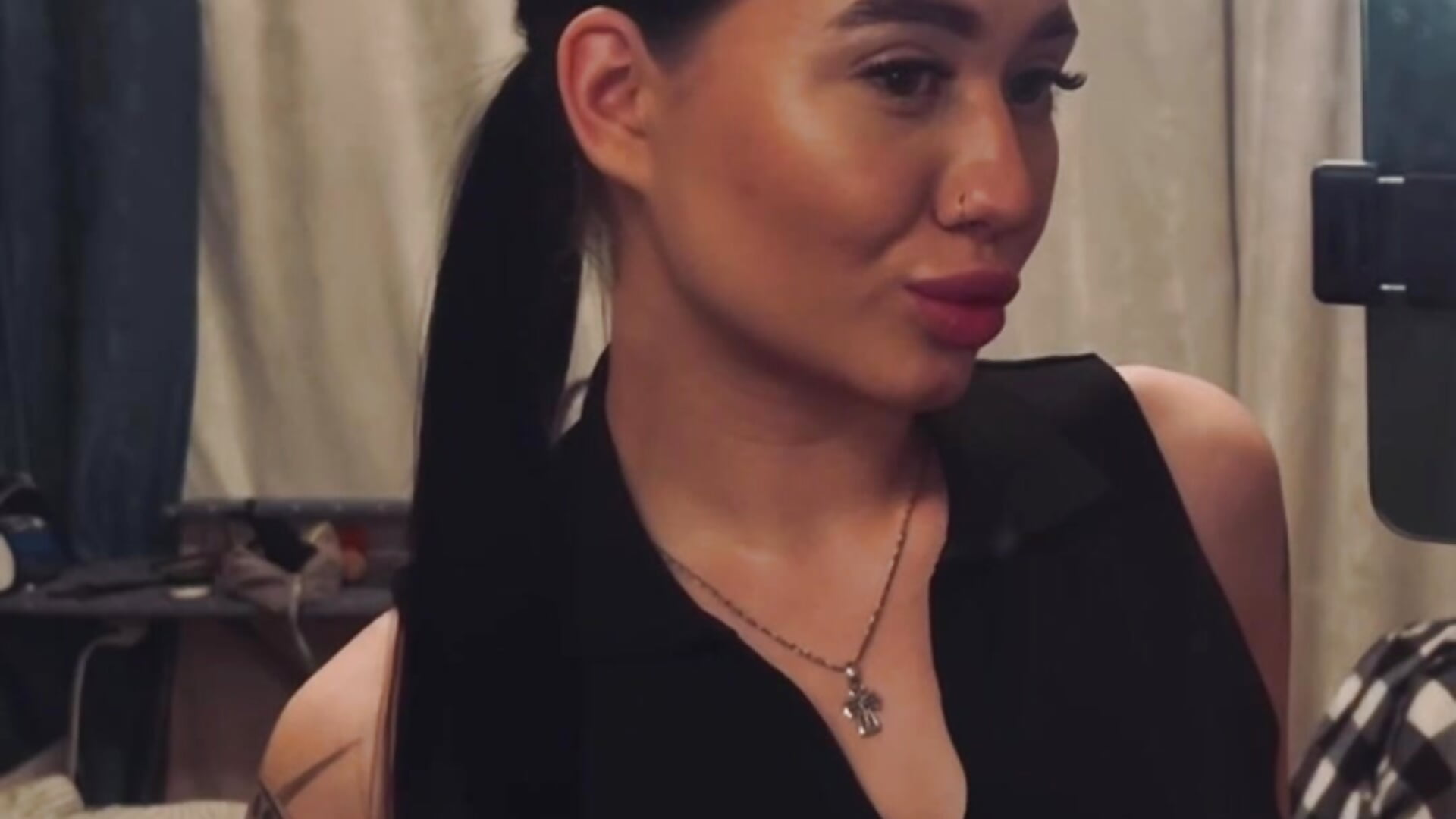 Pretty me^^ – video modela na kameri Sofi_Funny