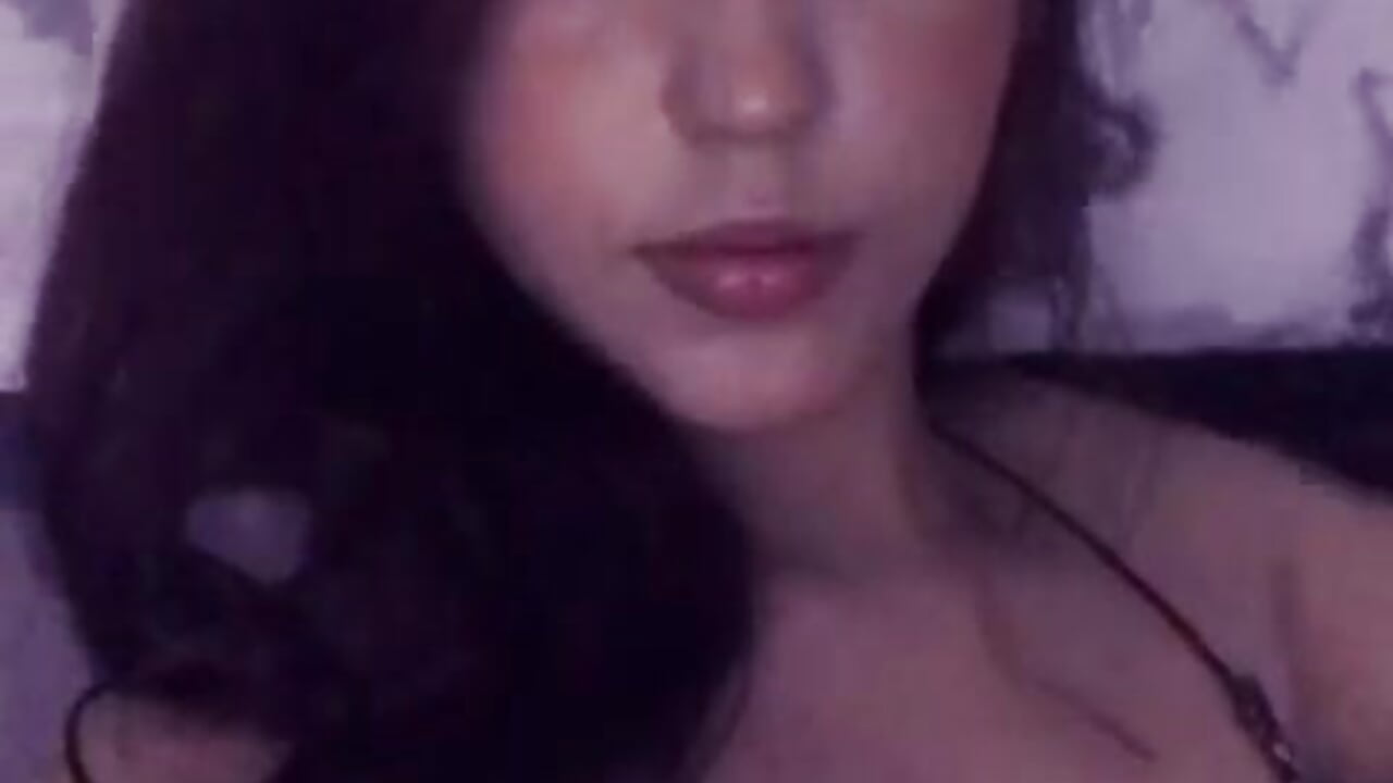 BEING HAPPY - vídeo de Elle_Argent modelo de câmara