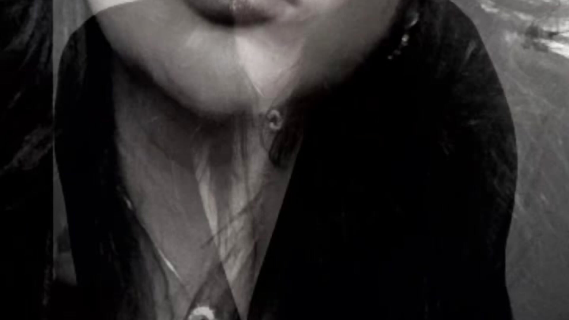 Sexy - video di Naia_queen25 modella di cam