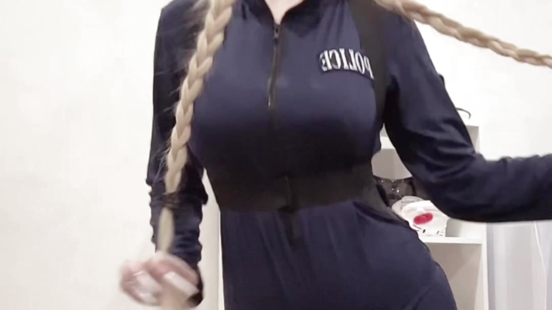 sexy me - video by wifefluffy cam model