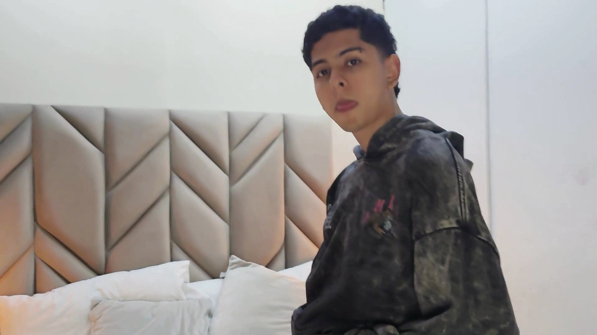 NohaDrake kamerás modell  3247. kiemelt videója