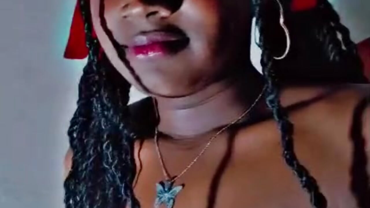 HOW DO I LOOK? ✨🫠 - فيديو من BLACKS0512HORNY موديل الكام