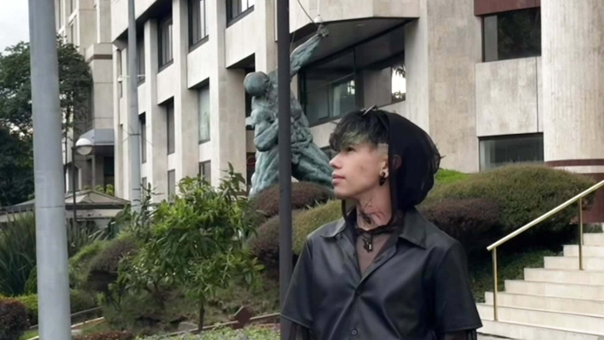 Met Me – video od webkamerové modelky Angel_Damiian