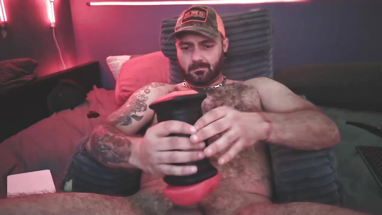 [10 Oct 03:38] Public Show - Vídeo de Tucker_pdmax, modelo de vídeos