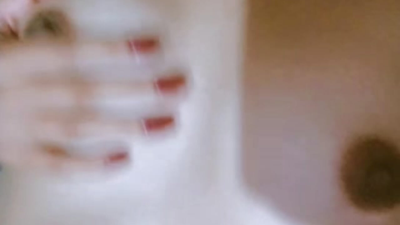 💅🏼 – video od webkamerové modelky Vapsy