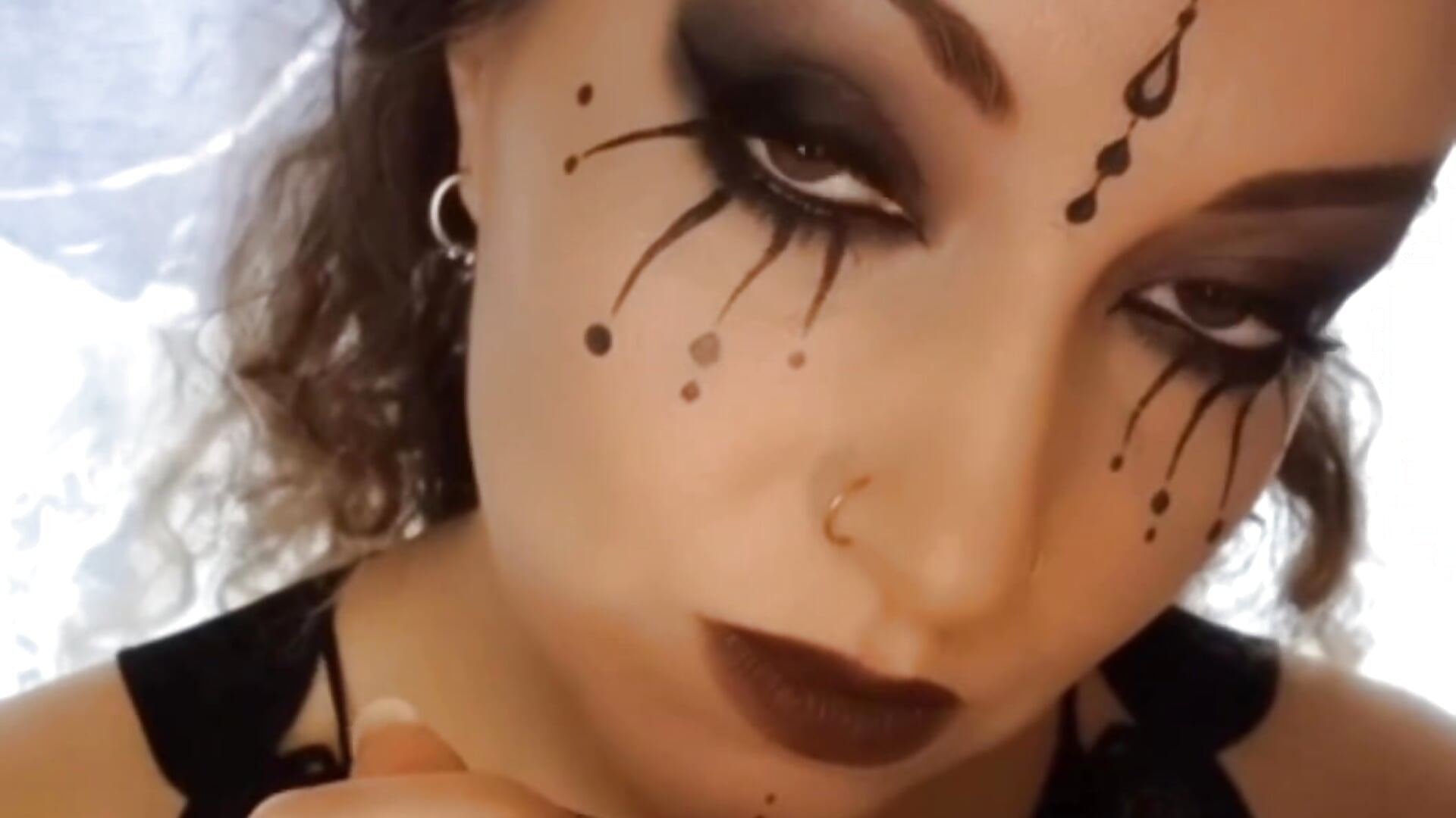 every woman should have a snake - Video von Lar_Queen Cam-Model