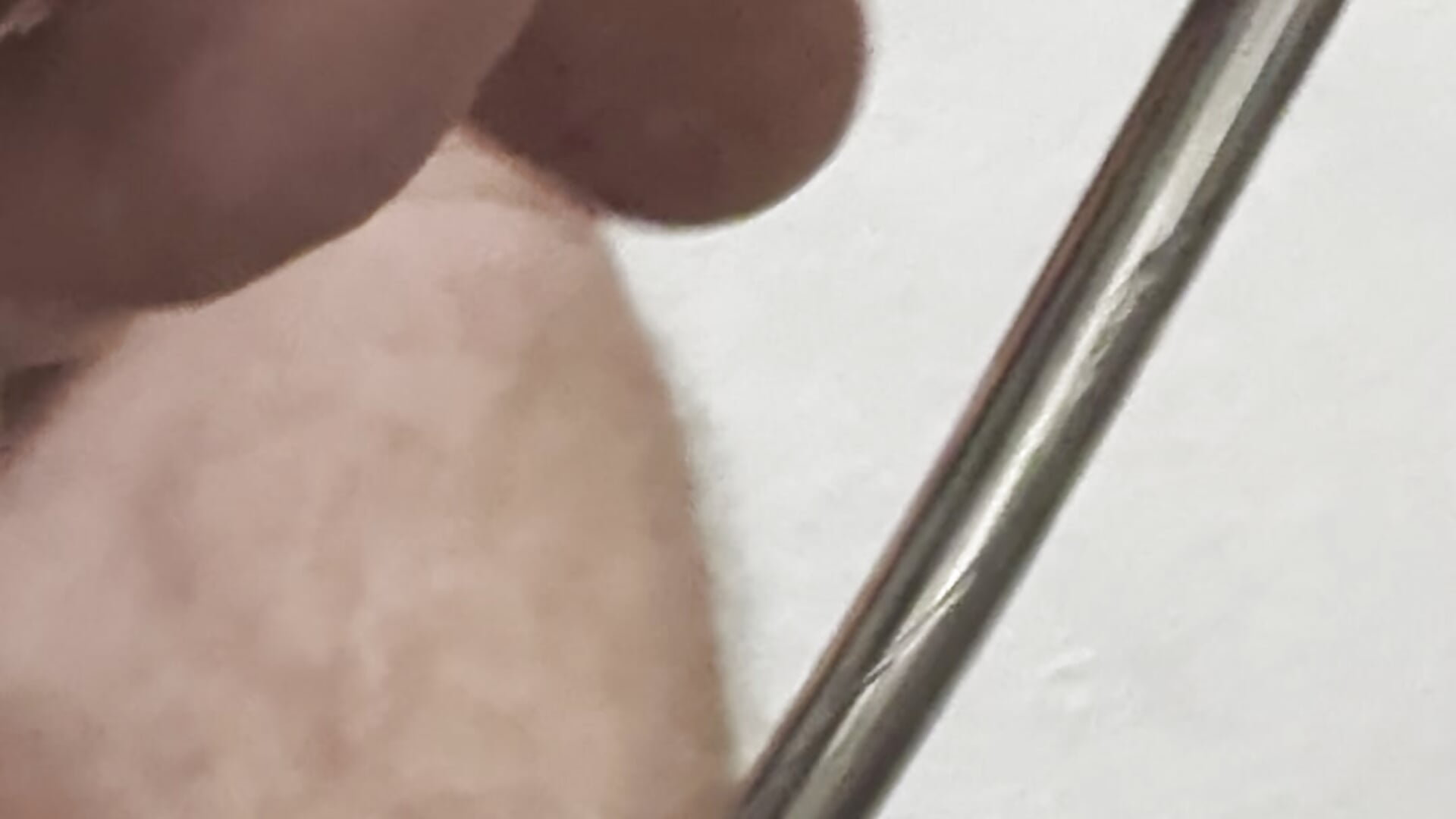 Urethra insertion - vídeo de la modelo de cam ChillerShrub