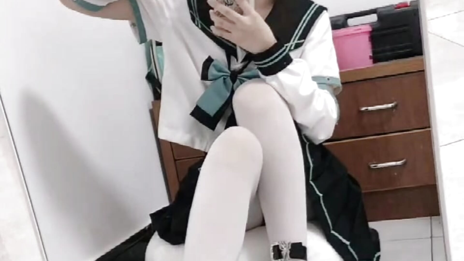 53d2c4076ea33e93837b31cd4cab29e1 - video by Sleepy-X6 cam model