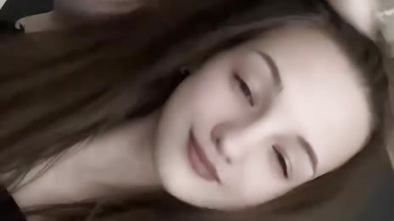 I love to smile 😊 - video by TatumLage cam model