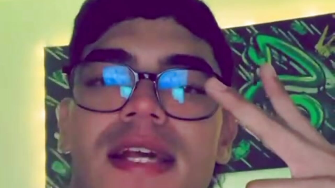 me face – video od webkamerové modelky __TidalStormX