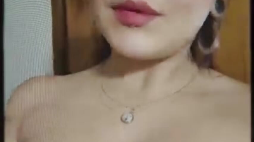 Video de WhatsApp 2025-07-23 a las 20,56,33_fa87232a - video di SkyMystic modella di cam