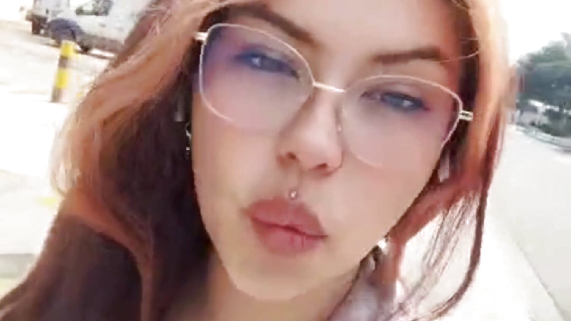 💕KISS YOU💕 - video by lil_moon1 cam model