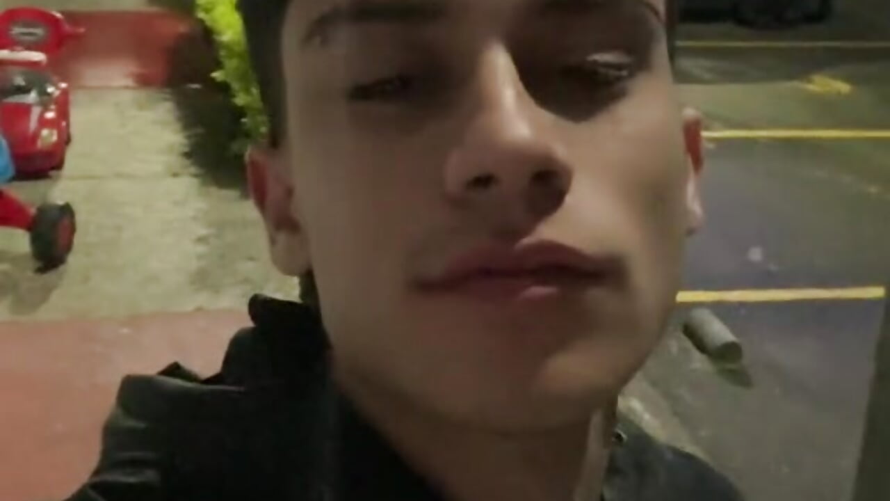 Your sexy master Axel – video od webkamerové modelky Axel_DavisSM