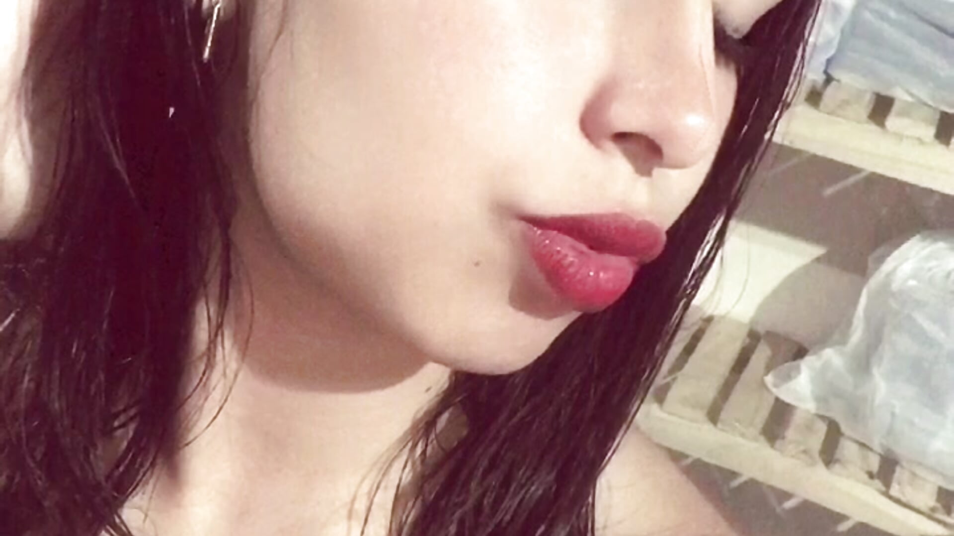 trim,9A18B5FC-9094-4122-804C-234F0FE66DE8 - فيديو من brandaneve موديل الكام