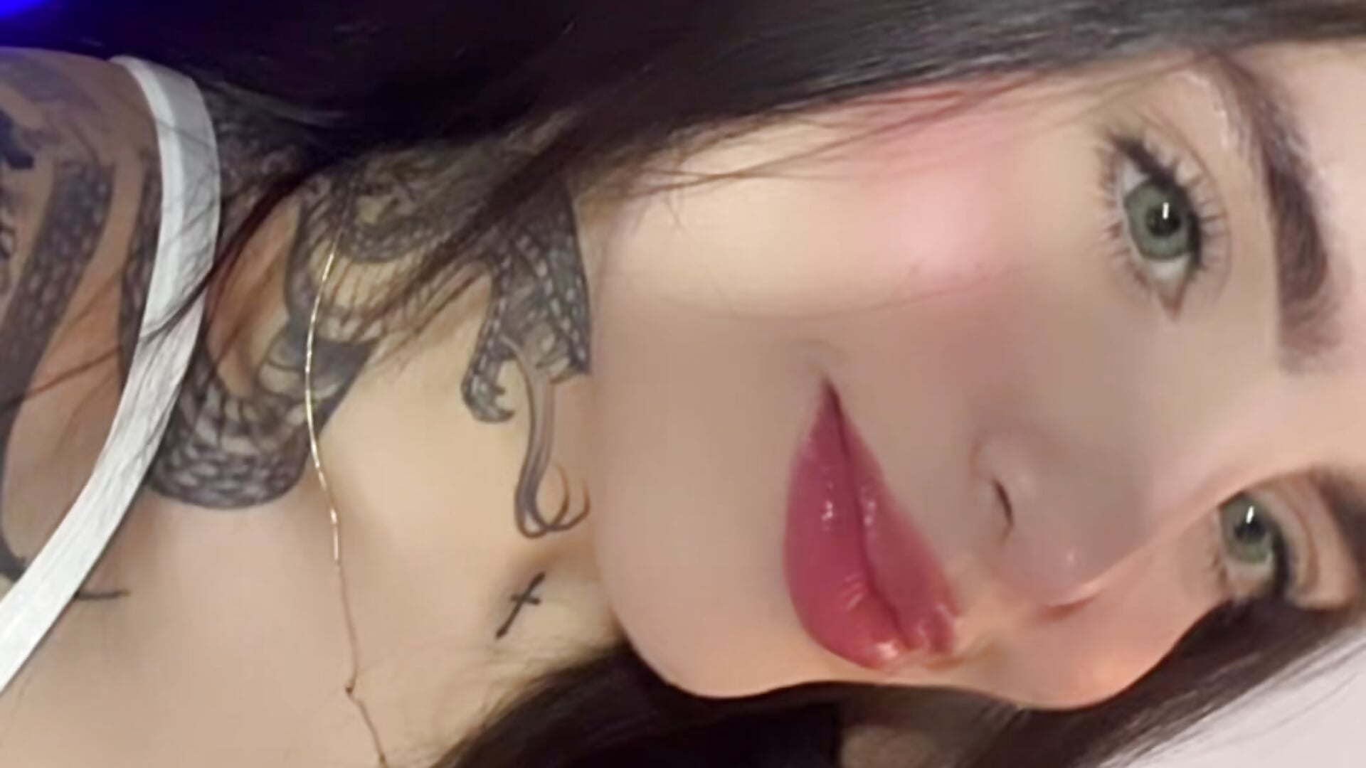 🤍 - video by angelinesmith_ cam model