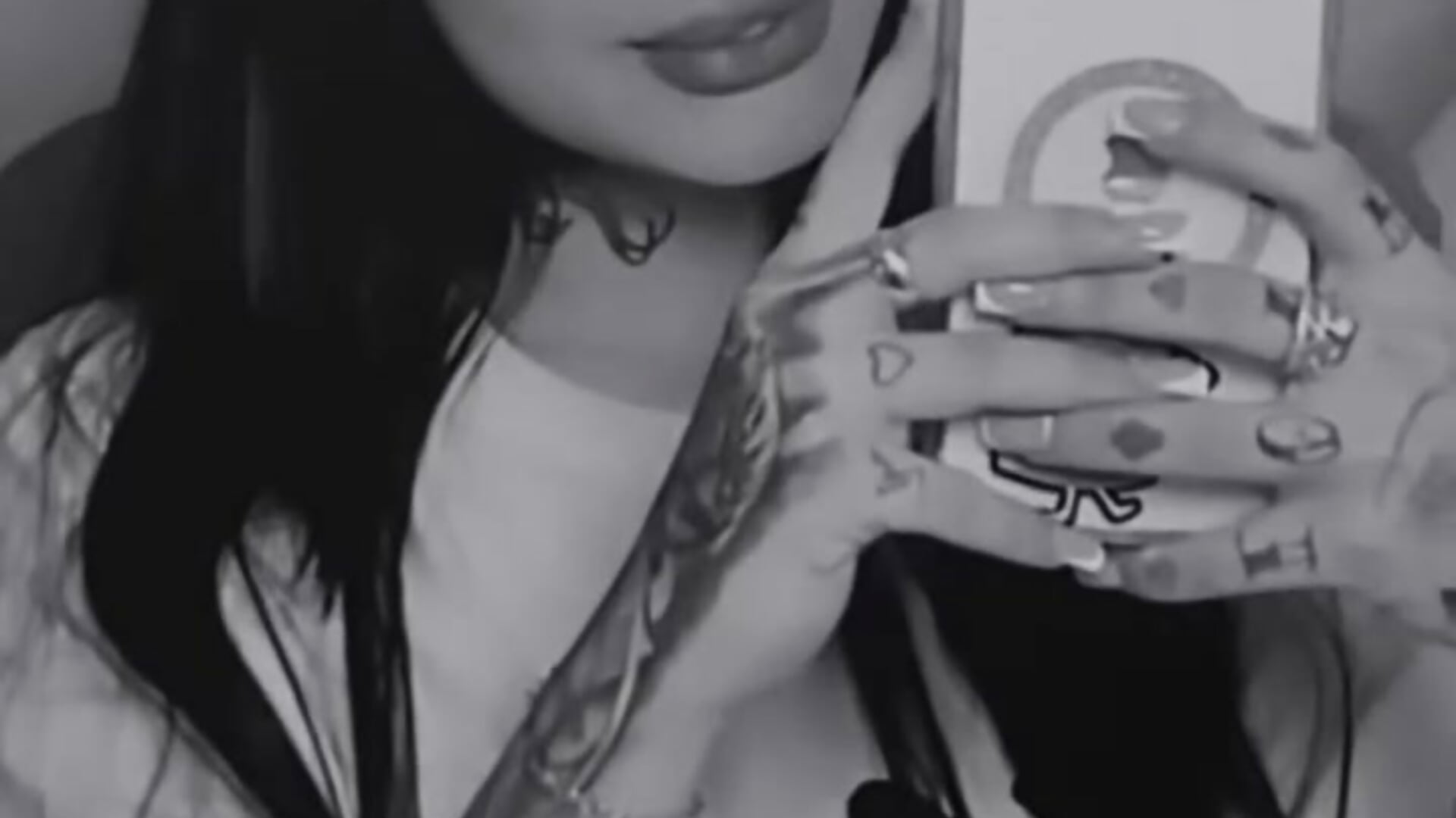 🖤 - video by angelinesmith_ cam model