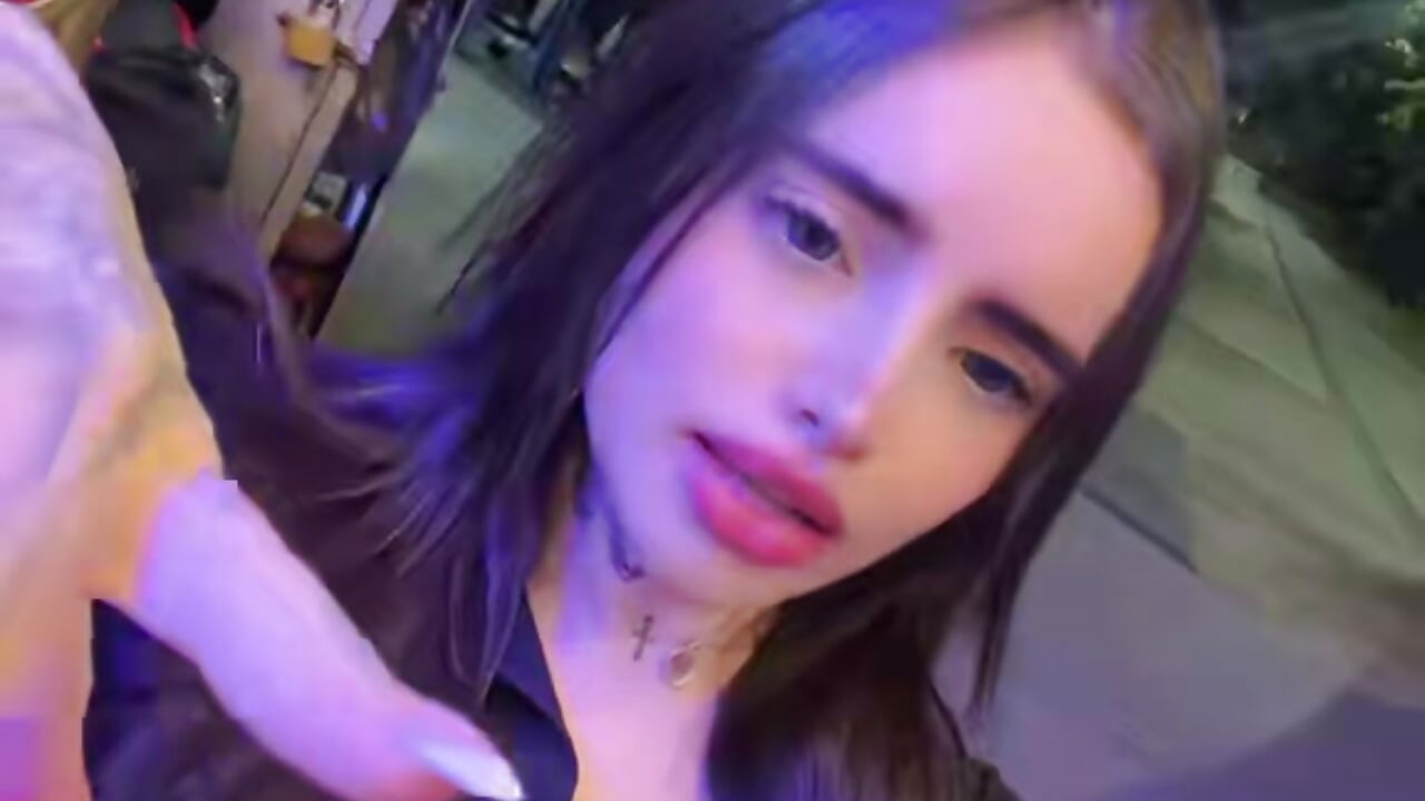 🥰 - video by angelinesmith_ cam model