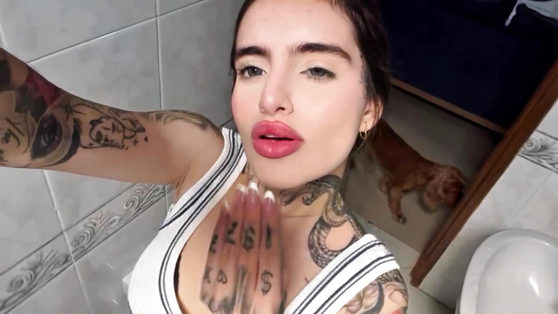 💞 - video by angelinesmith_ cam model