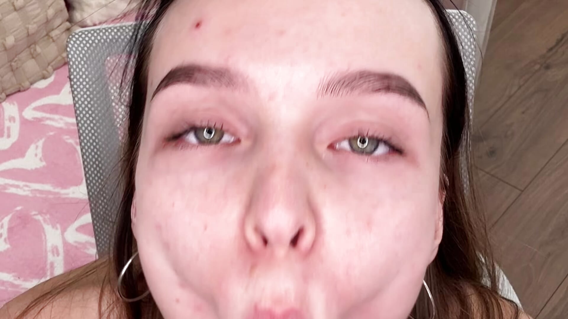 I'm giving you a blowjob on my knees. - video di Sofa_Vleifo modella di cam