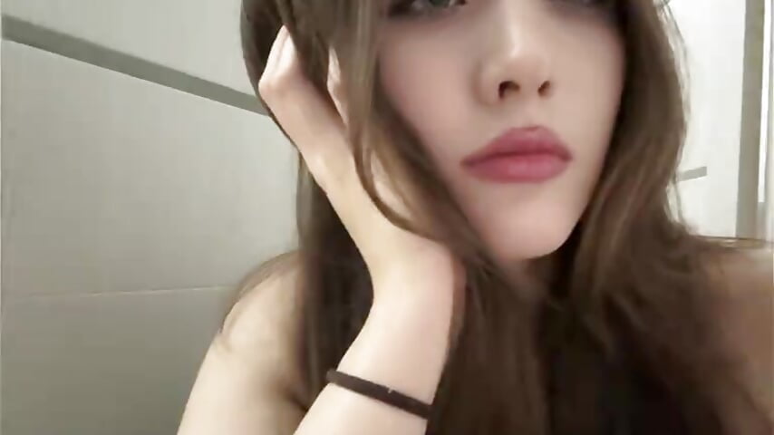 I'm making faces - kiravings adlı kamera modelinin videosu