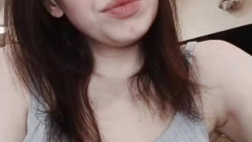 Nice T-Shirt?:) - vidéo du modèle de showcams Dela_Verualtys