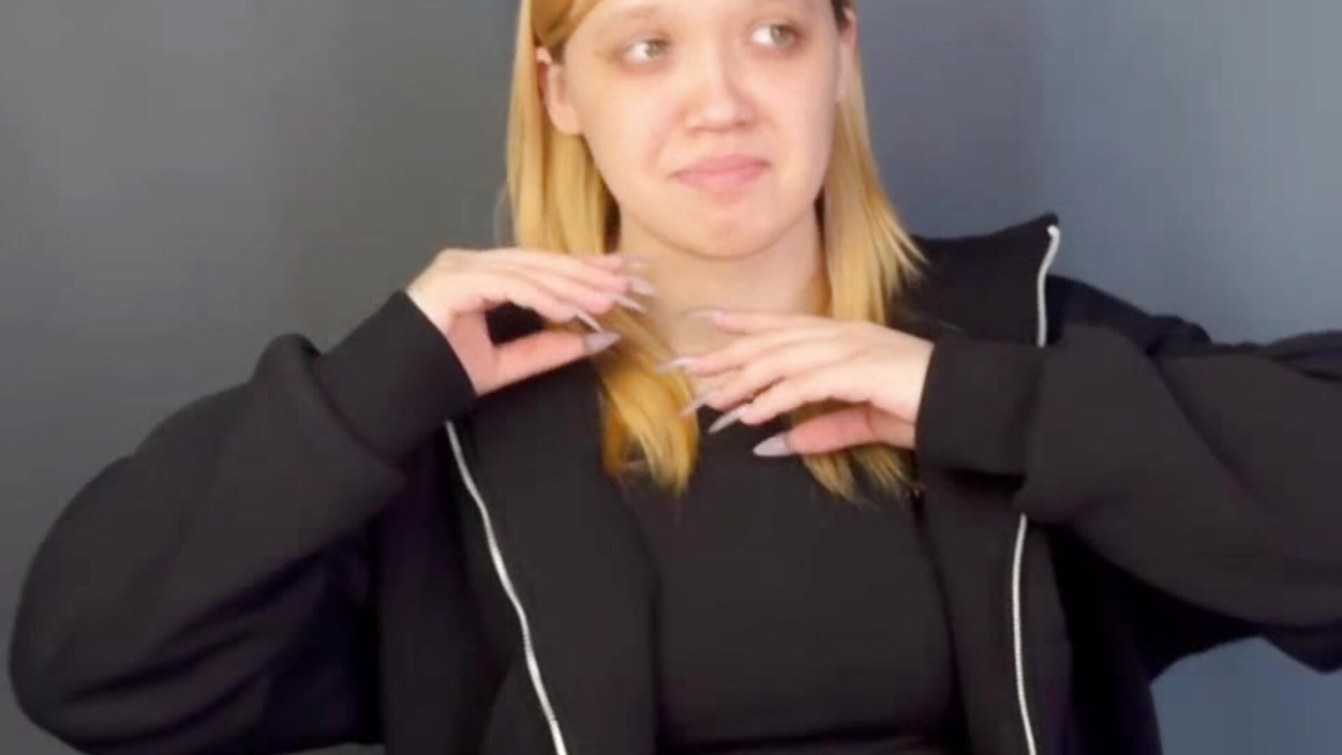 just me - video di JinJoly modella di cam