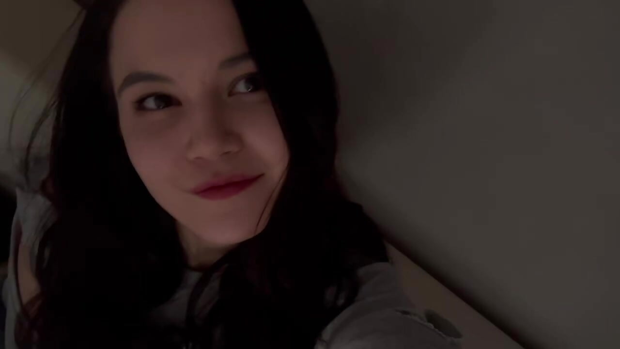 I'm showing my cute face - video di AldaDupriest modella di cam