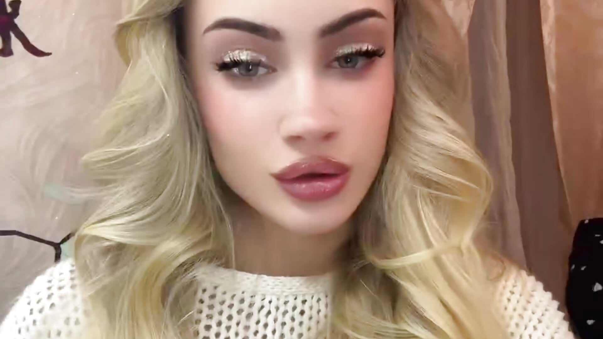 IMG_0832 - vídeo de la modelo de cam TiannaJedziniak