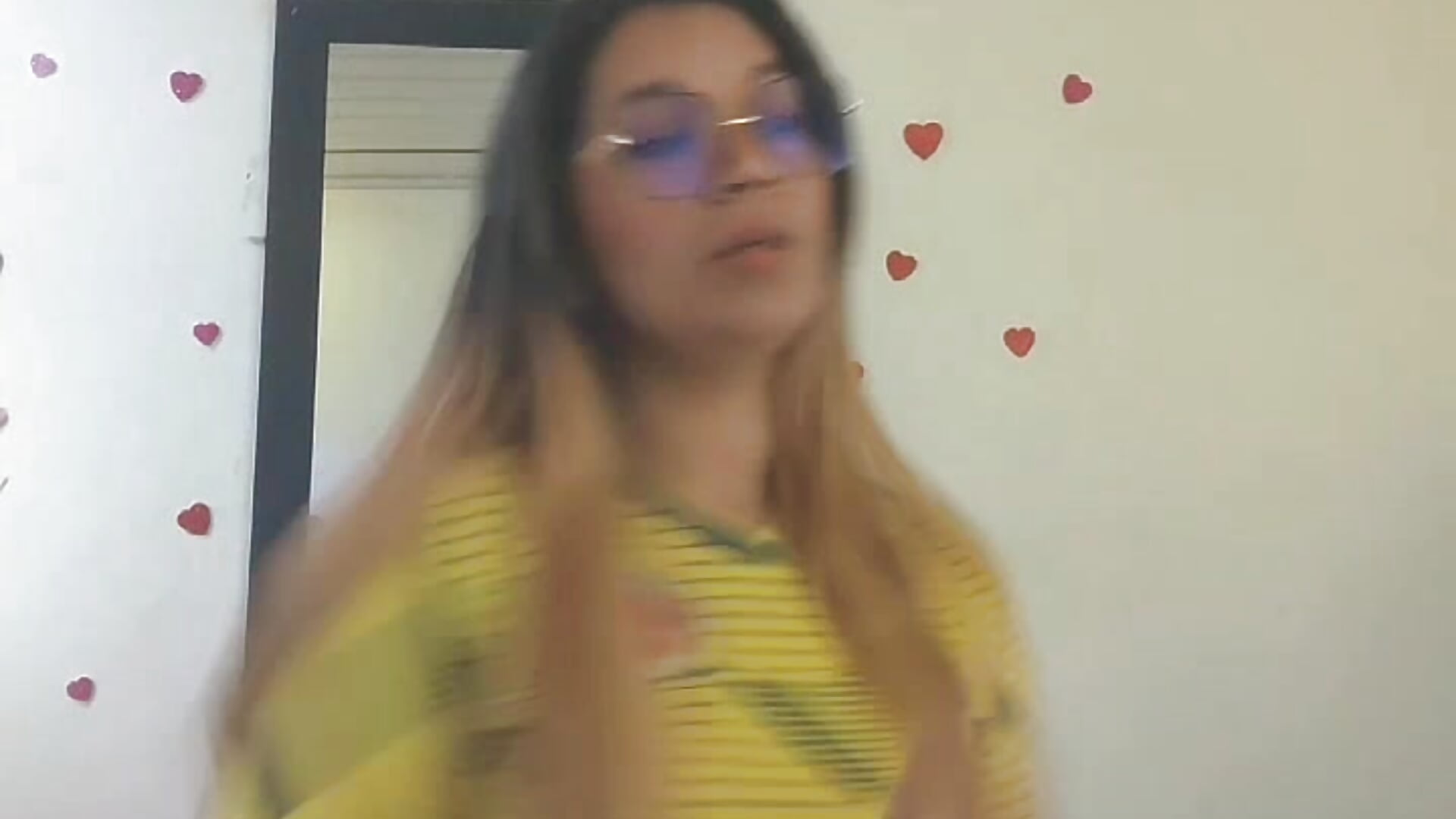 Hi baby, I'm ready to play, you and me, rich. - video by Melisa_14 cam model