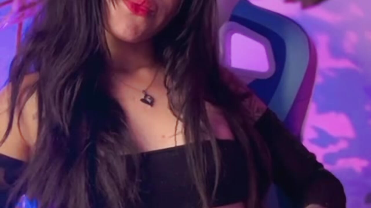 Do these black panties look good on me? 🖤 - ক্যাম মডেল Megan_Starling-এর ভিডিও