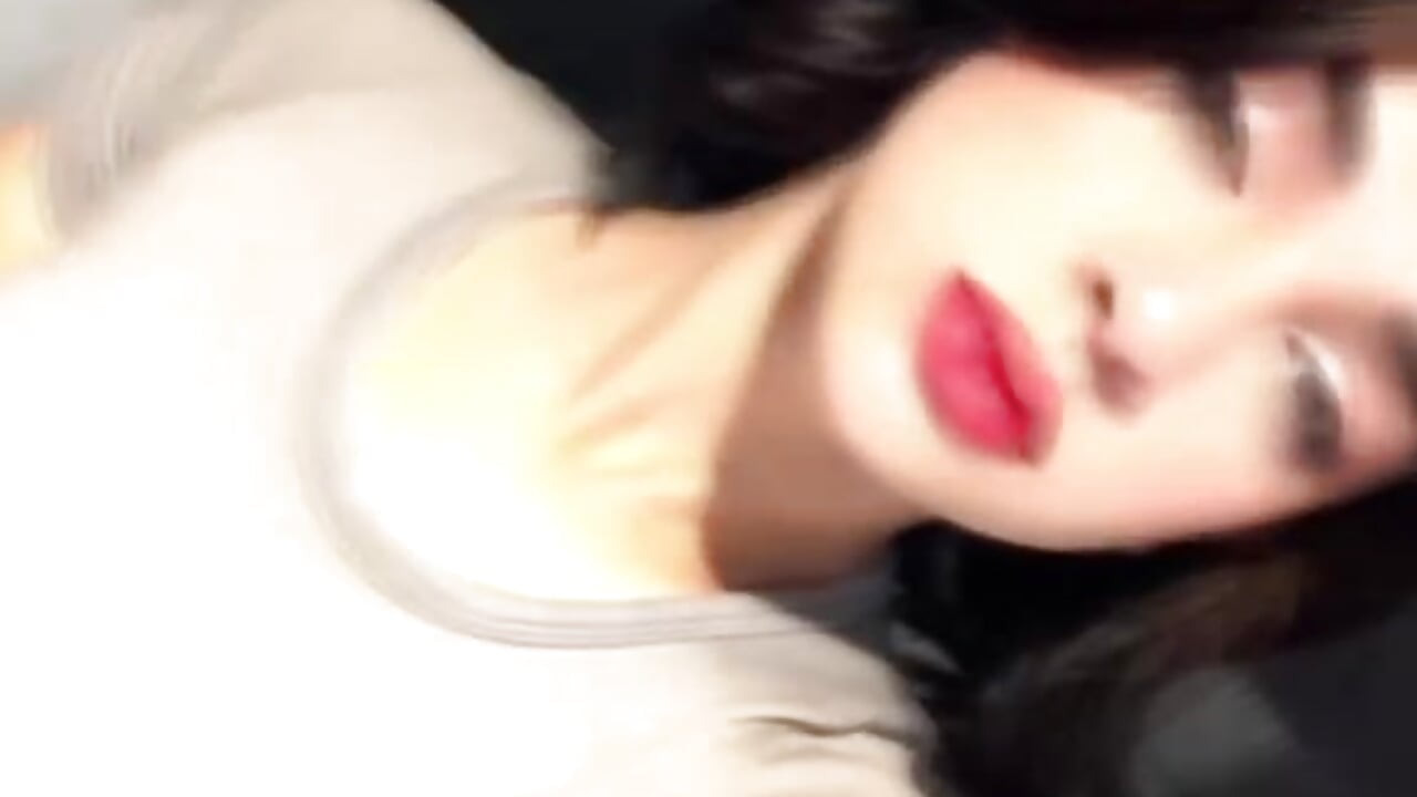 🤎 - فيديو من Emily_Flame موديل الكام