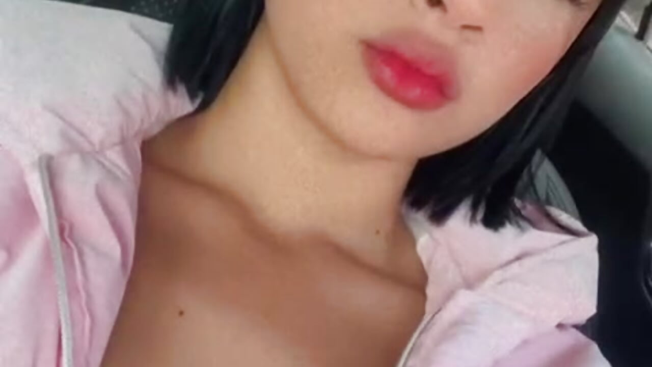 👋🏻 - วิดีโอโดย Emily_Flame โมเดลแคม