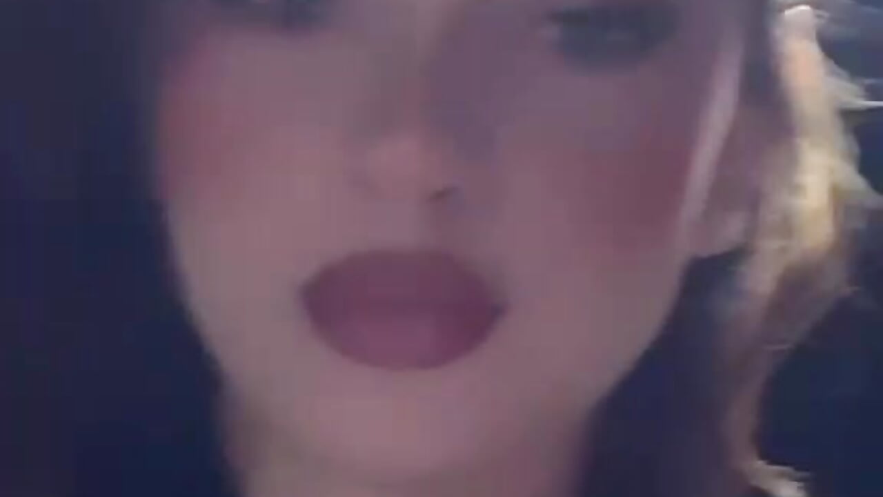 👋🏻✨ - Video von Emily_Flame Cam-Model