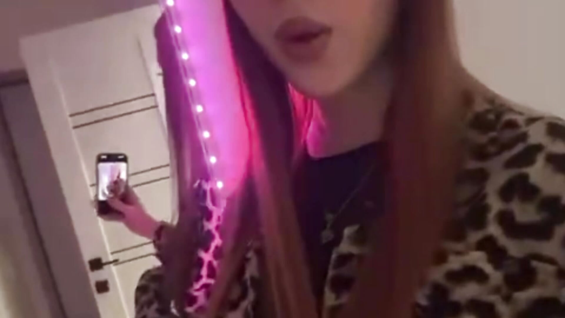 Dancing on camera♥ - video của người mẫu cam PlutonicFervor