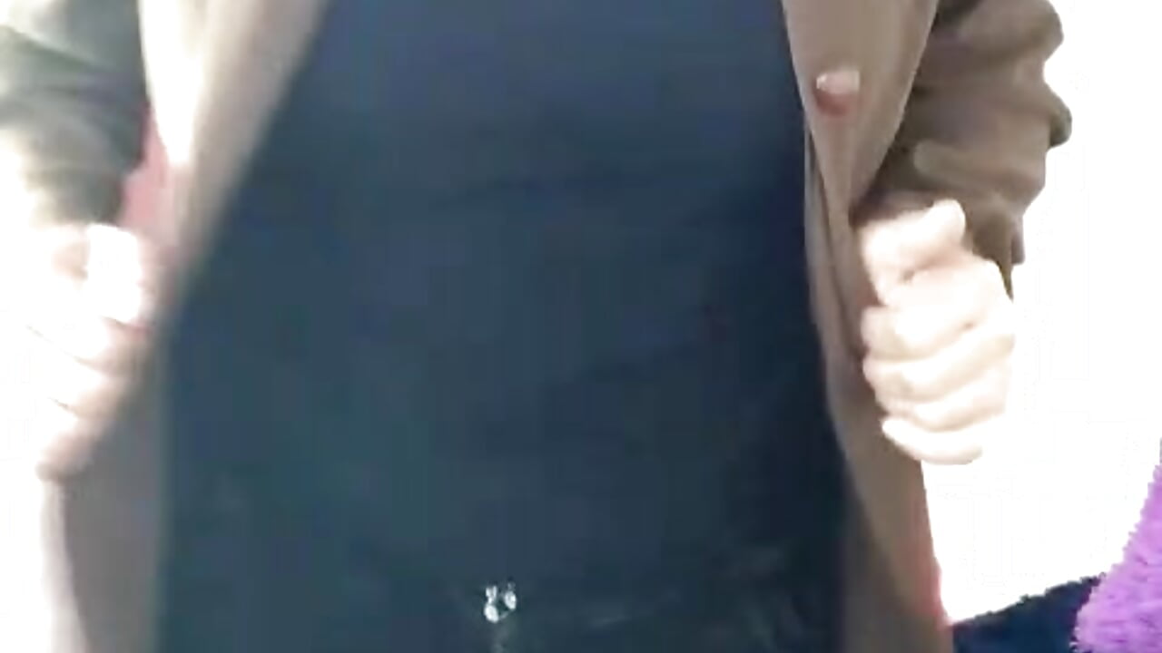 Hey love, would you like to know more about me? 😏🥰 – video od webkamerové modelky KiraXxx_hh