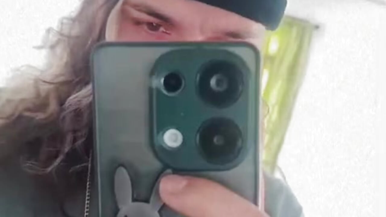 I love the expression on my face.– Bry__ kameramodell videója