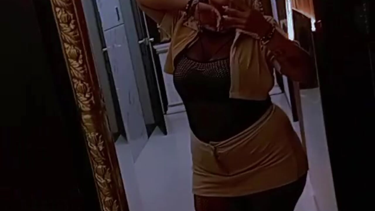 Happy ❤️🦋 - відео від вебкаммоделі Sarah-917