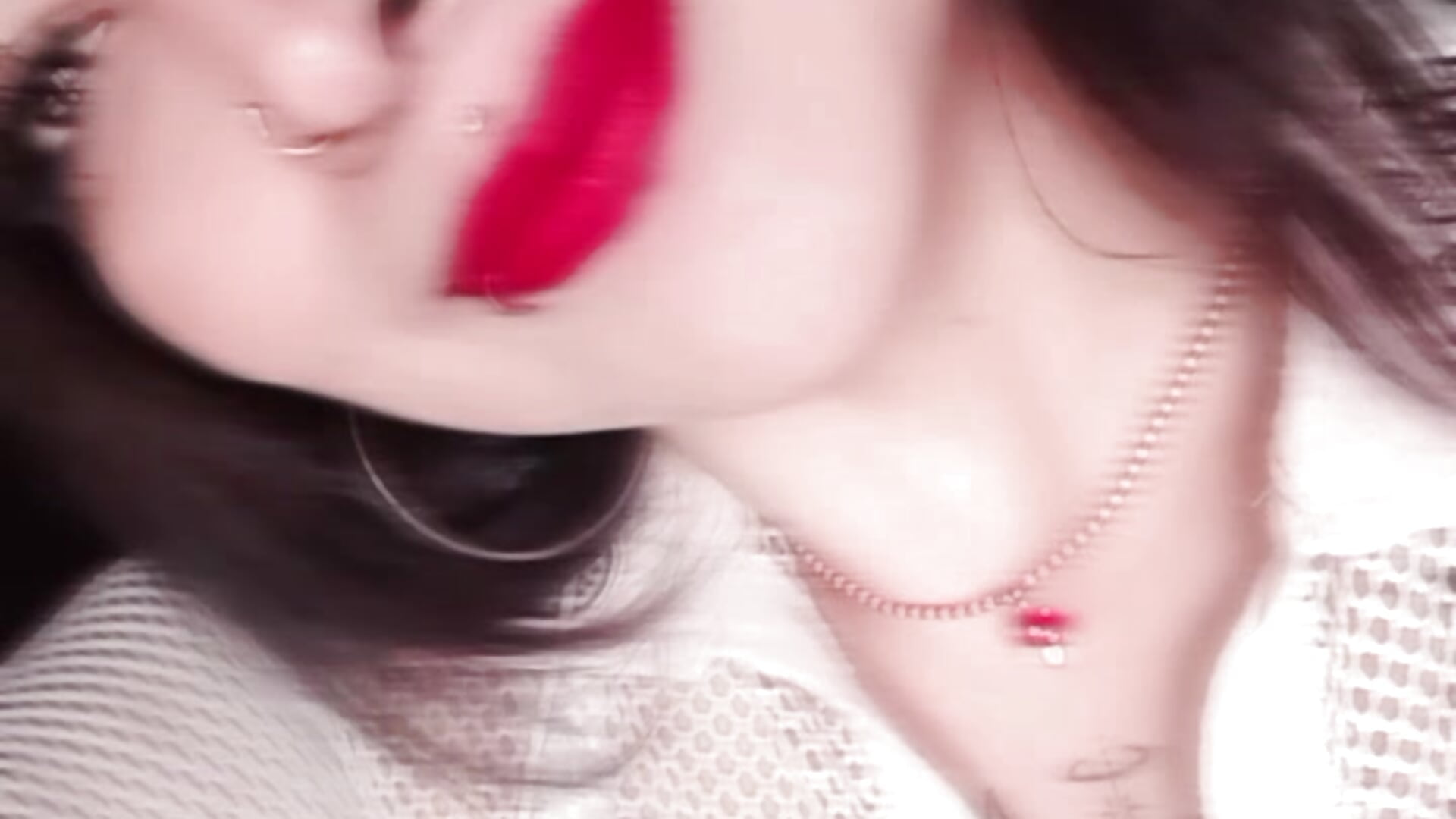 Kissme - відео від вебкаммоделі Sarah-917