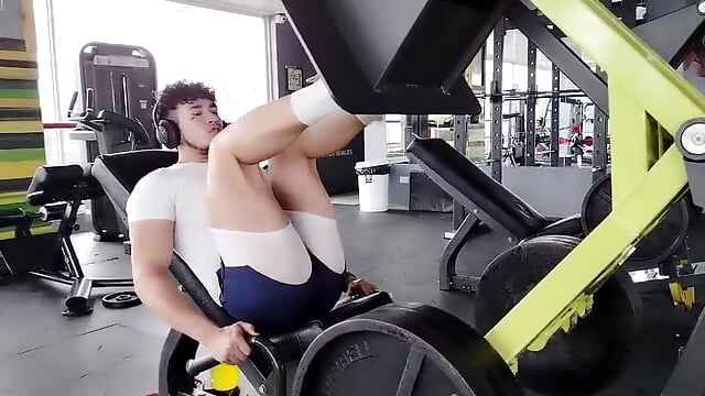 leg press－カメラキャストのAndresXm_の動画